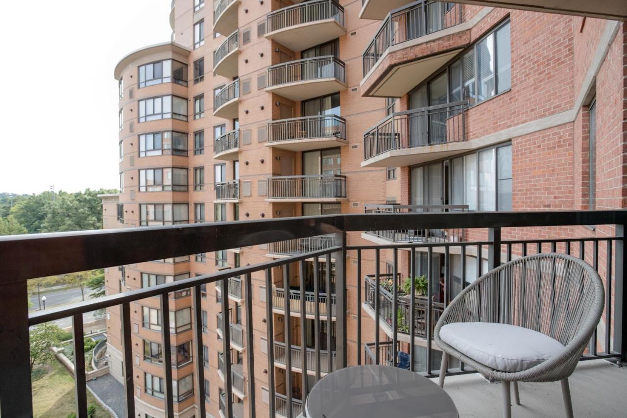 Stylish And Charming Apartment In Pentagon City 阿林顿 外观 照片
